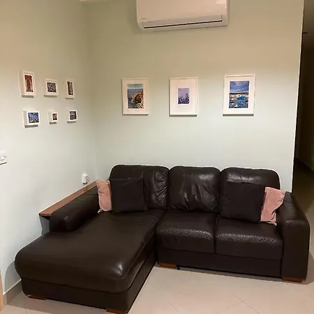 Ewa Apt - 3-bed Near - St Julians Seafront * Sliema