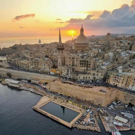 San Albert 3 Bed Apt Near Sliema - St Julians *