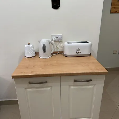San Albert 3 Bed Apt Near Sliema - St Julians Lägenhet